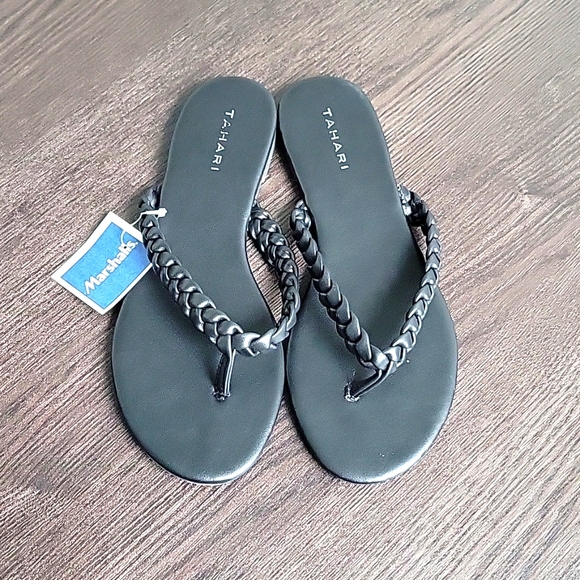 Tahari - Picture 1 of 5